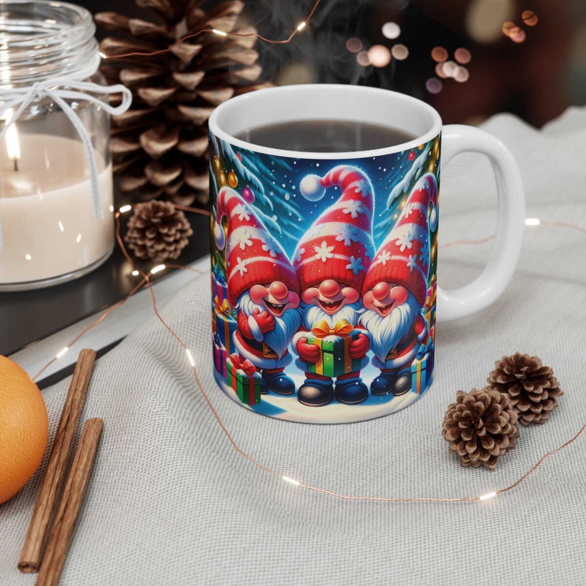 Taza con Gnomos Navideños 11 oz